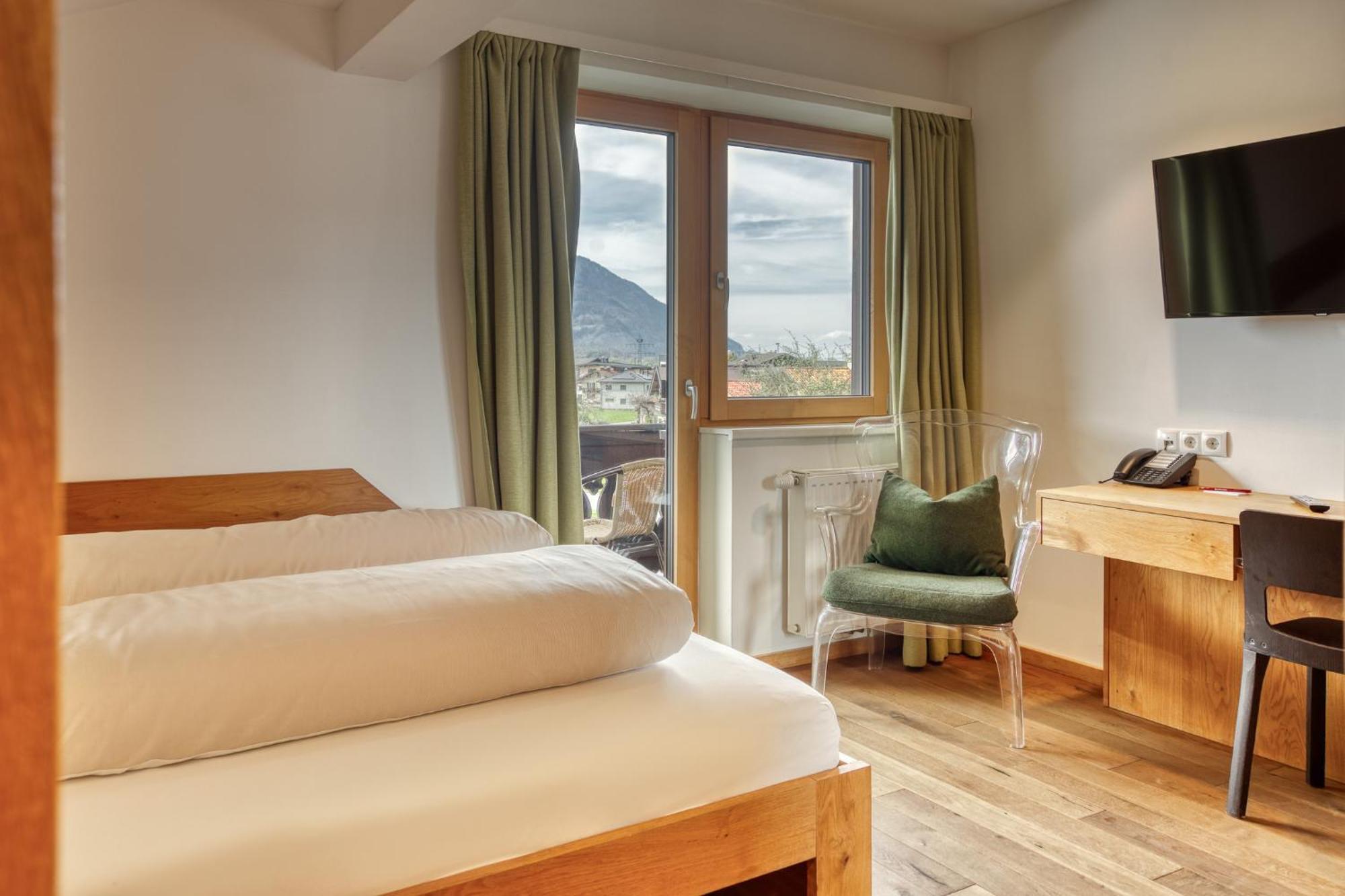 Hotel Wirtshaus Sattlerwirt Ebbs Pokoj fotografie