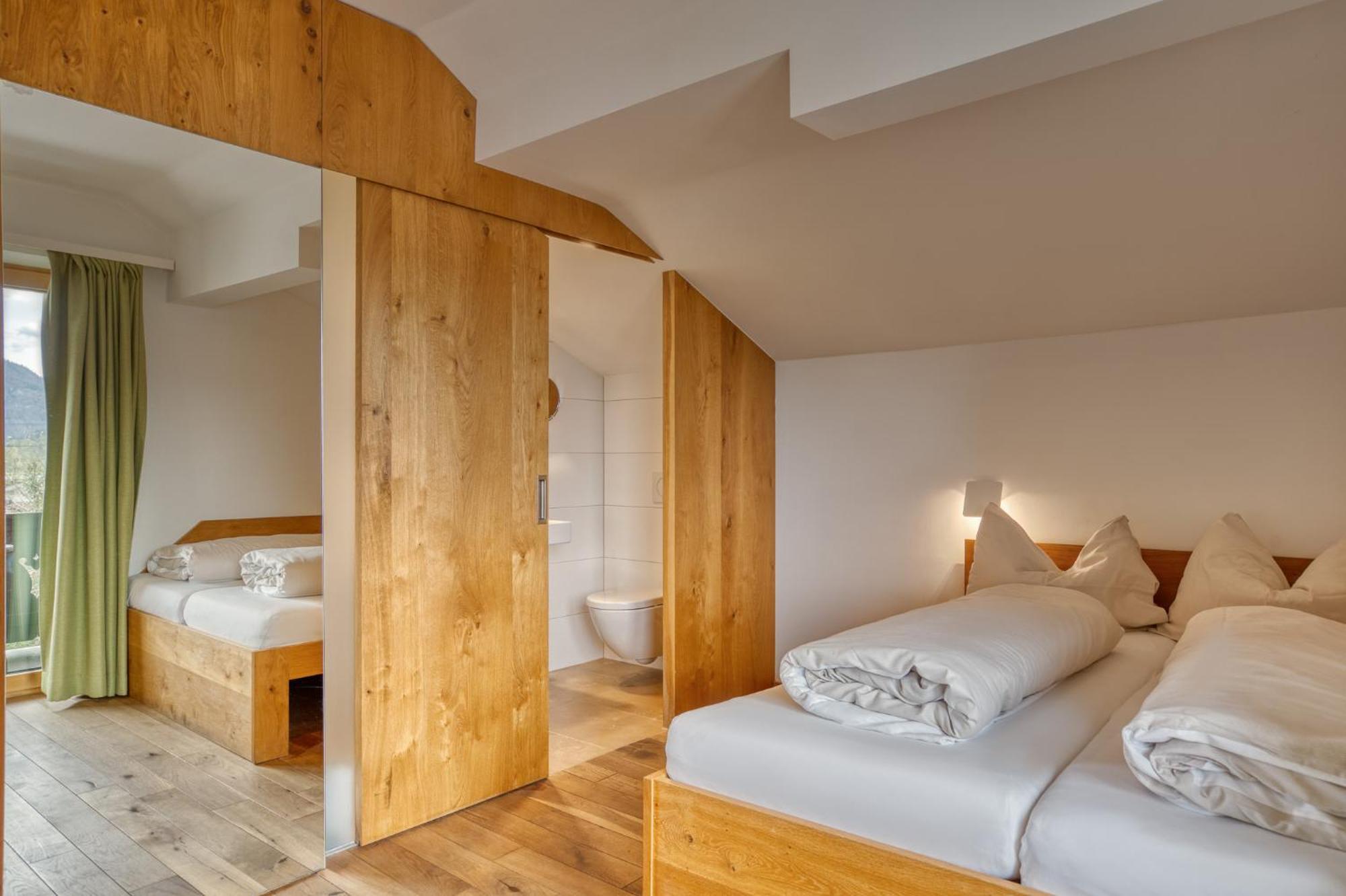 Hotel Wirtshaus Sattlerwirt Ebbs Pokoj fotografie